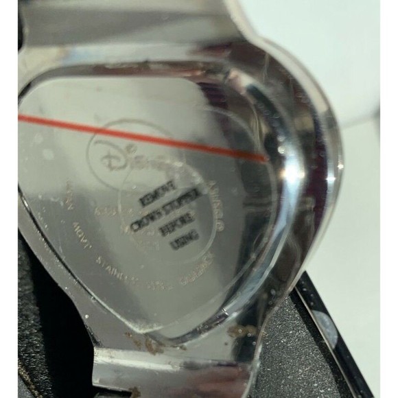 Disney Mickey Minnie Mouse Bracelet Watch Heart Crystals Silver tone NEW Battery - Picture 6 of 6